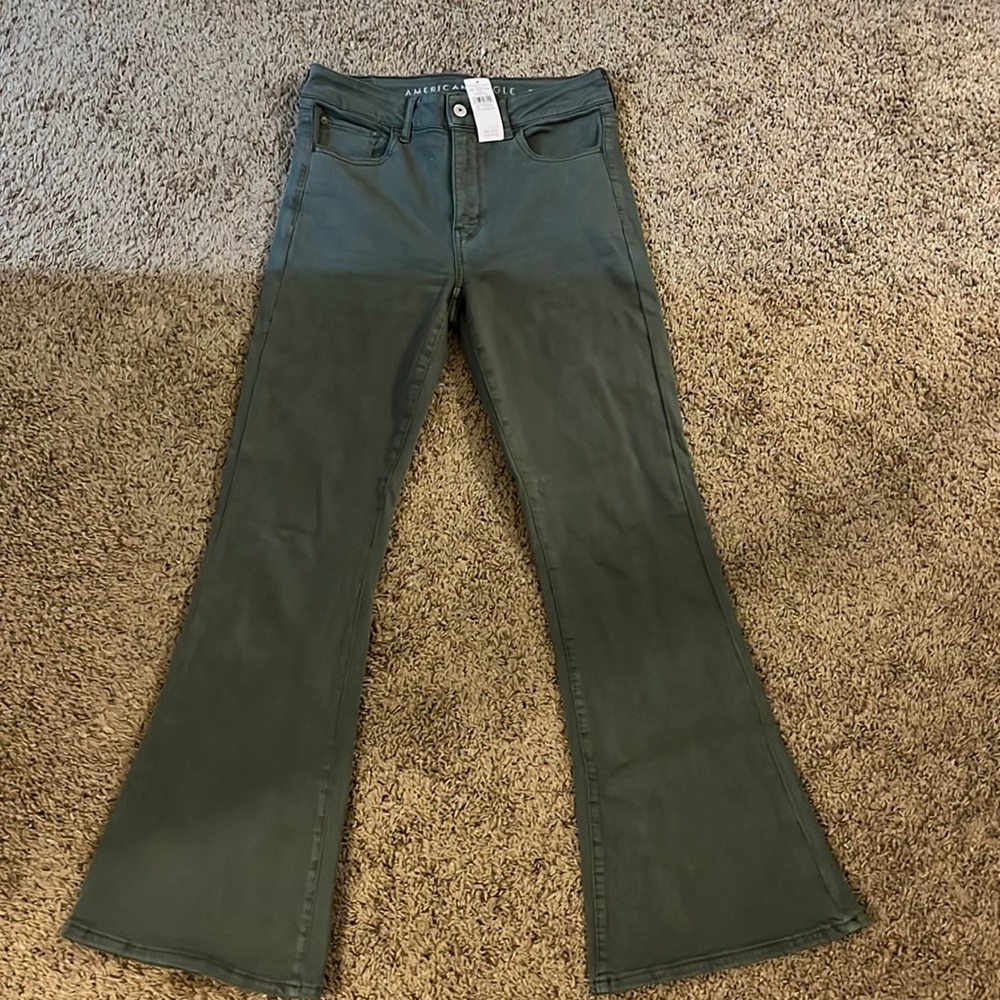 BRAND NEW!! American Eagle Stretch Flare Jean